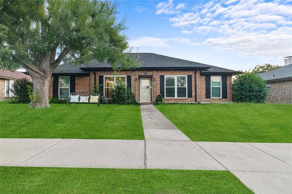 2620 Carmel Drive, Carrollton, TX 75006