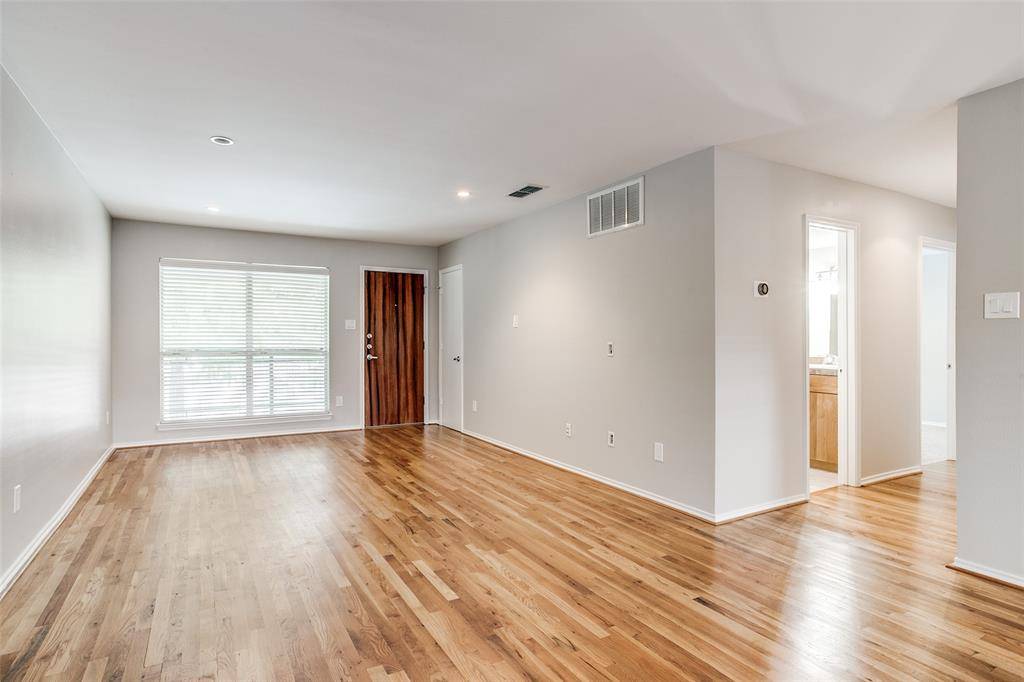 4616 W Lovers Lane, Dallas, TX 75209