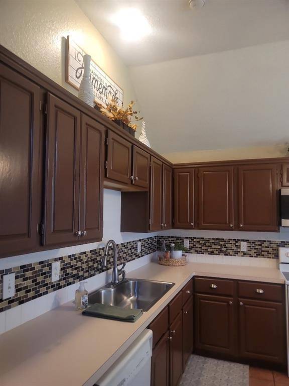 4829 Salmon Run Way, Fort Worth, TX 76137