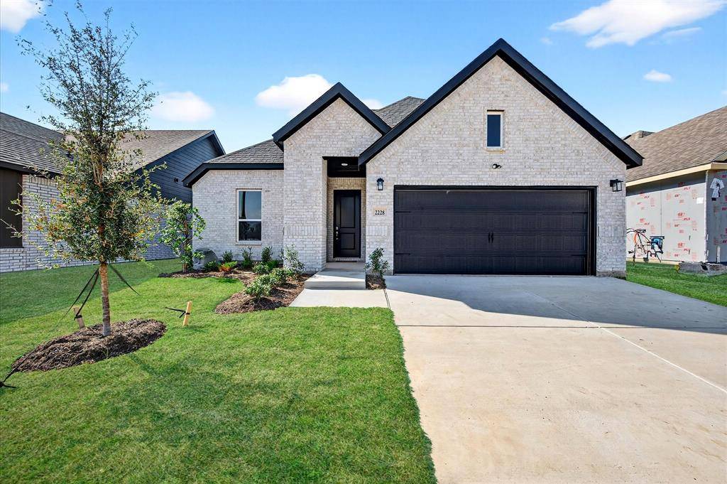 2228 Trailside Drive, Sherman, TX 75092