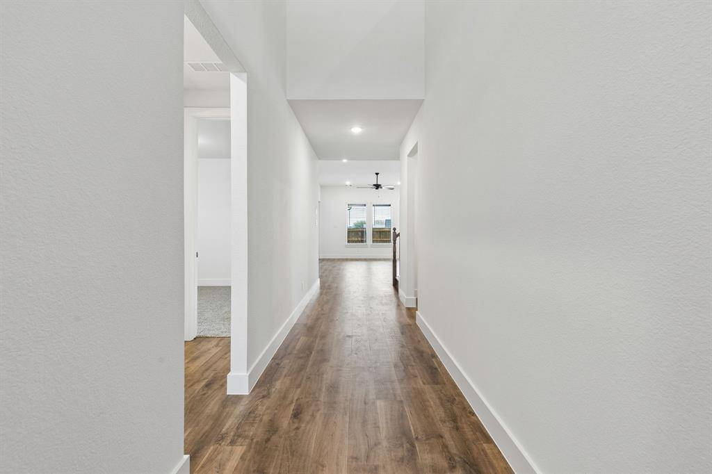 10453 Livestock Avenue, Venus, TX 76084