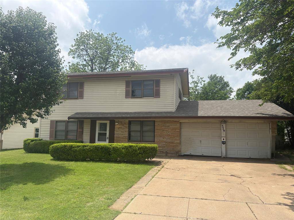 529 Janie Lane, Burleson, TX 76028