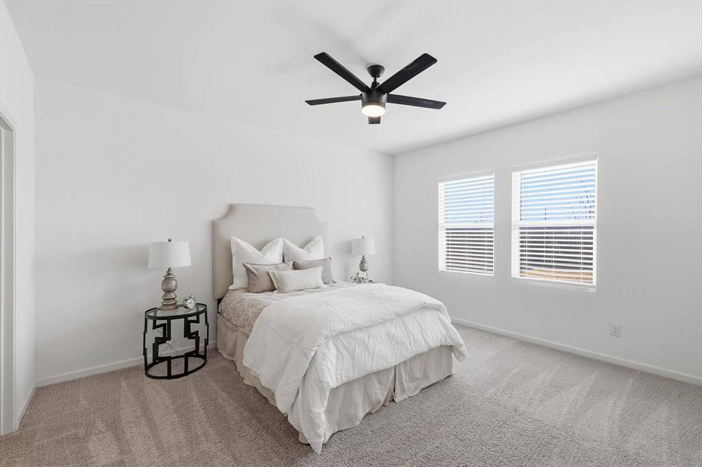 1545 Shadow Hawk Drive, Fort Worth, TX 76052