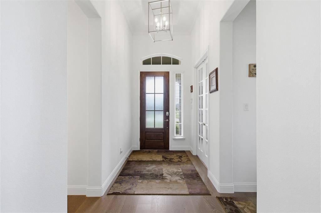 6008 Glenwood Drive, Joshua, TX 76058