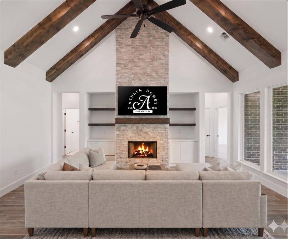 104 Oak Meadow Lane, Weatherford, TX 76085