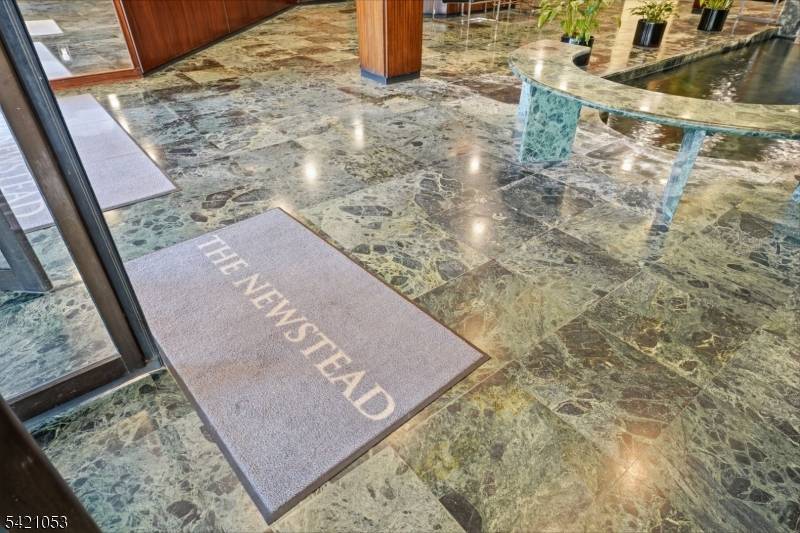 609 W South Orange Ave #4U, South Orange Village Twp., NJ 07079