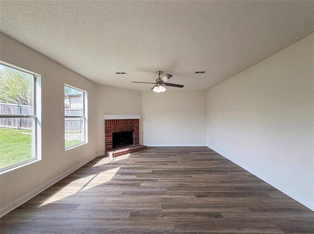 2501 Avalon Creek Way, Mckinney, TX 75071