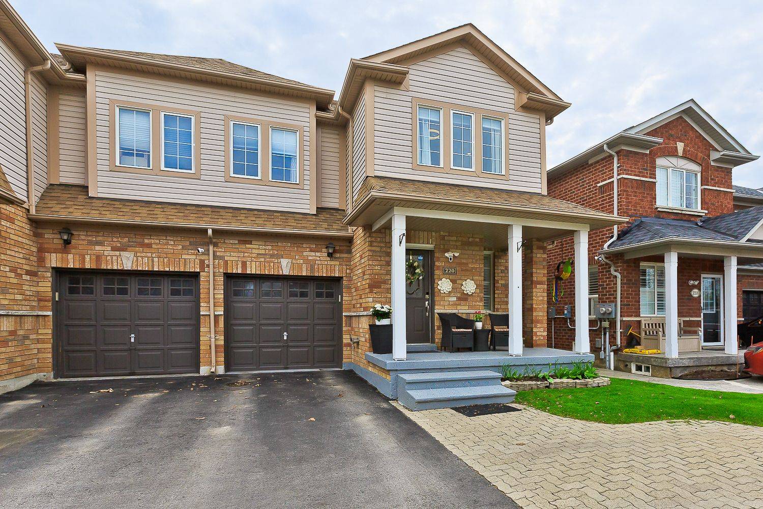 220 Pettigrew TRL, Milton, ON L9T 5X6