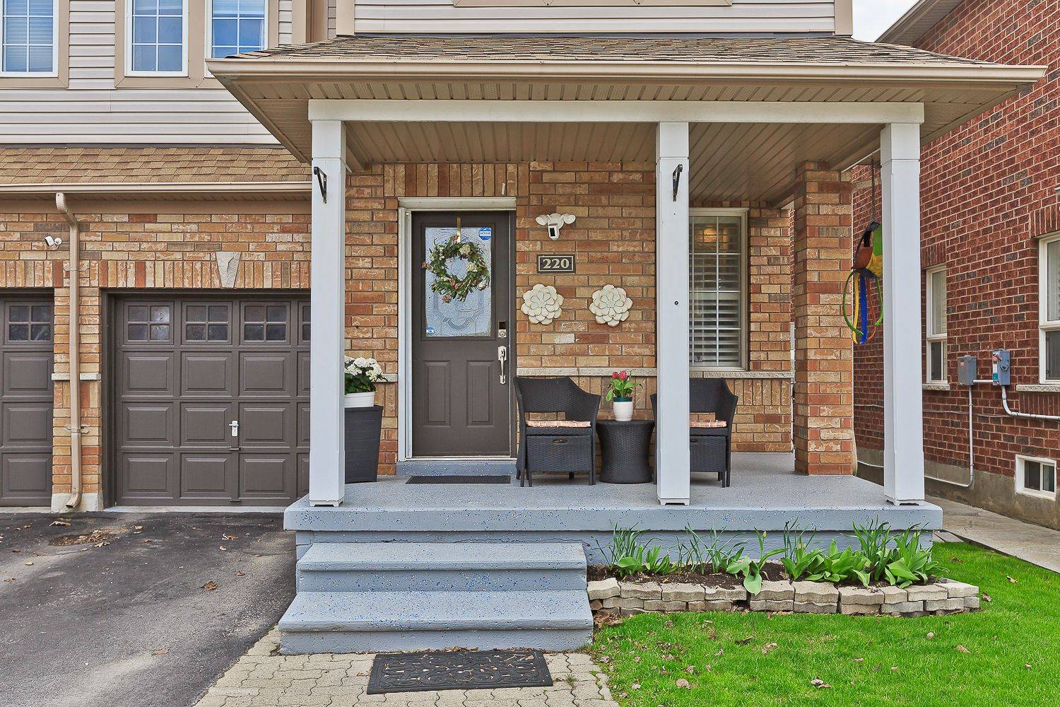 220 Pettigrew TRL, Milton, ON L9T 5X6