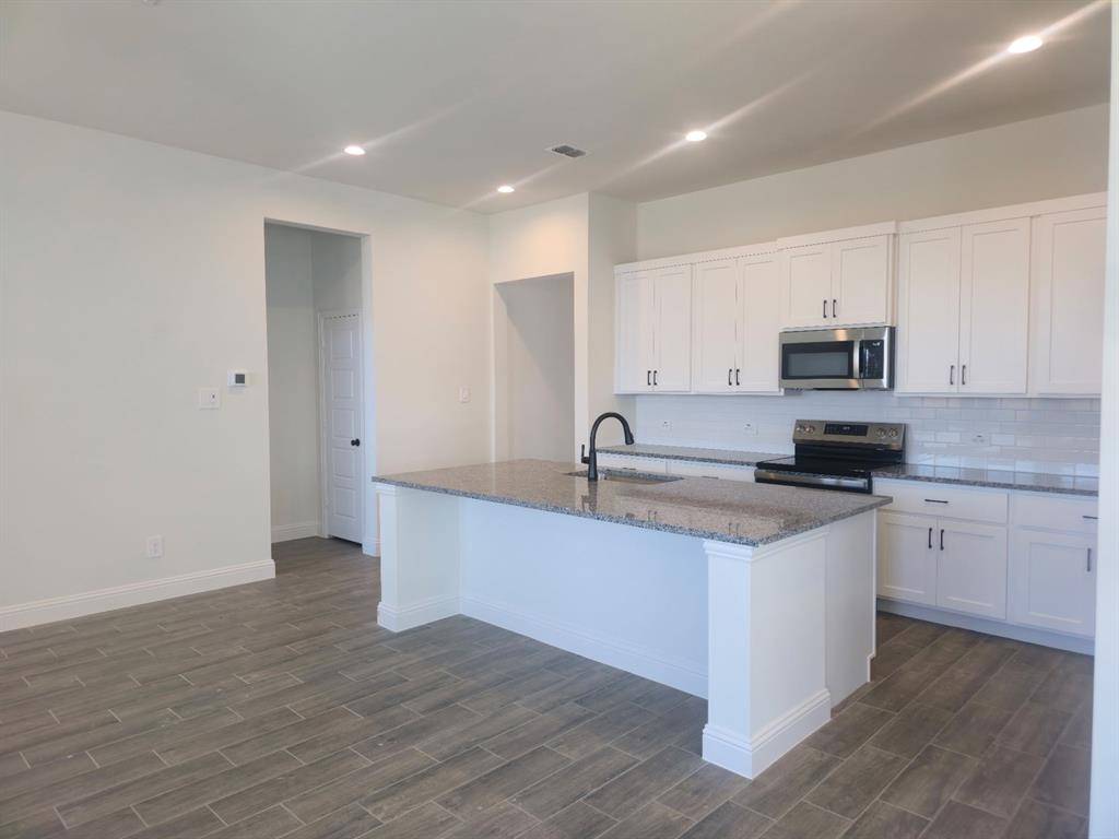 4544 Sweet Clover Lane, Fort Worth, TX 76036