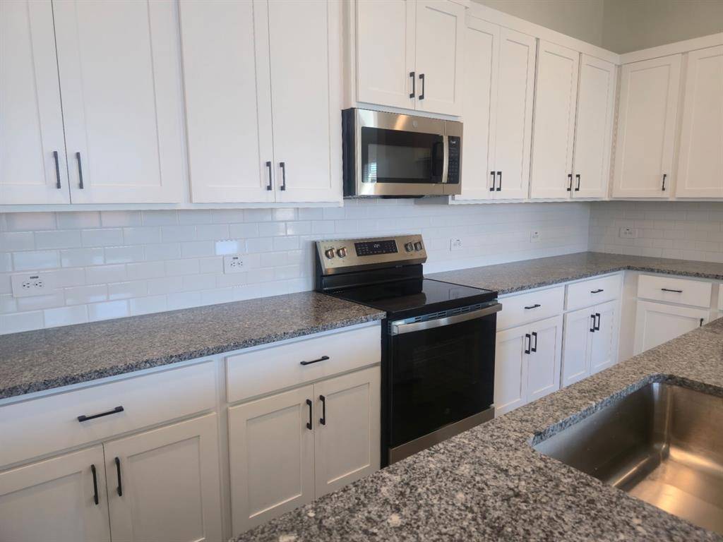 4544 Sweet Clover Lane, Fort Worth, TX 76036