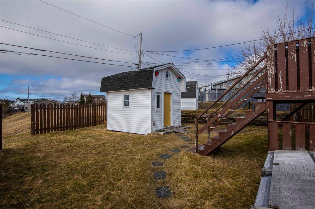 51 Chanterelle Drive, Conception Bay South, NL A1W4E4