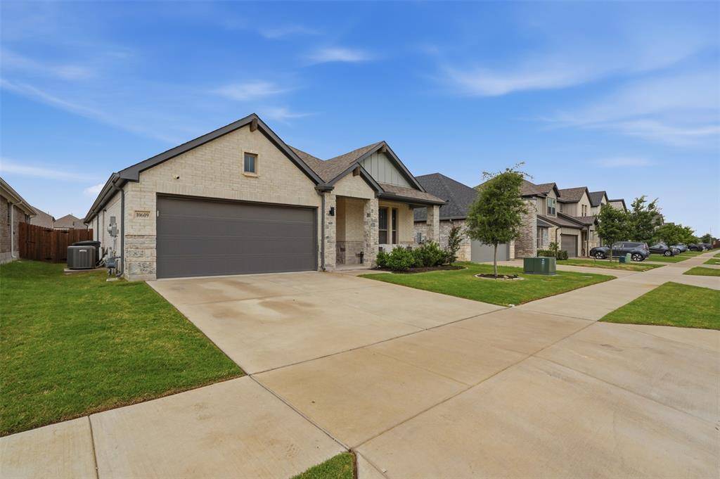 10609 Kenosha Street, Fort Worth, TX 76179