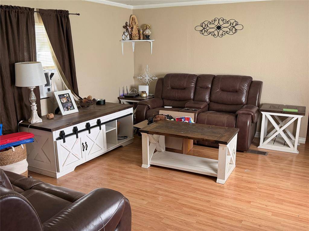 4116 Black Forest Trail, Joshua, TX 76058