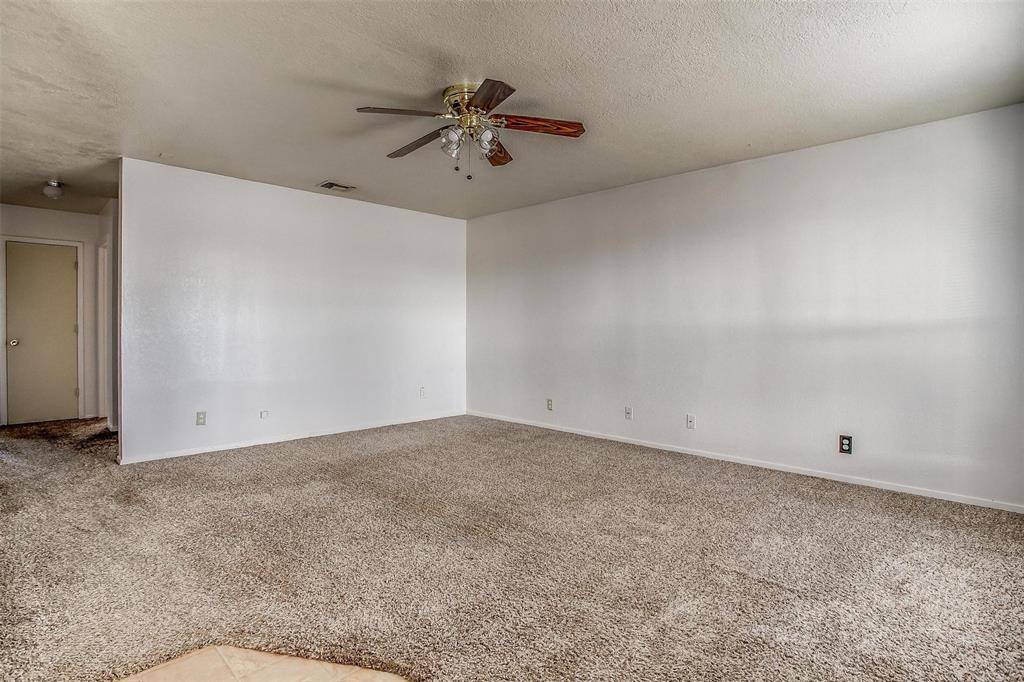 6530 Fall Creek Highway, Granbury, TX 76049