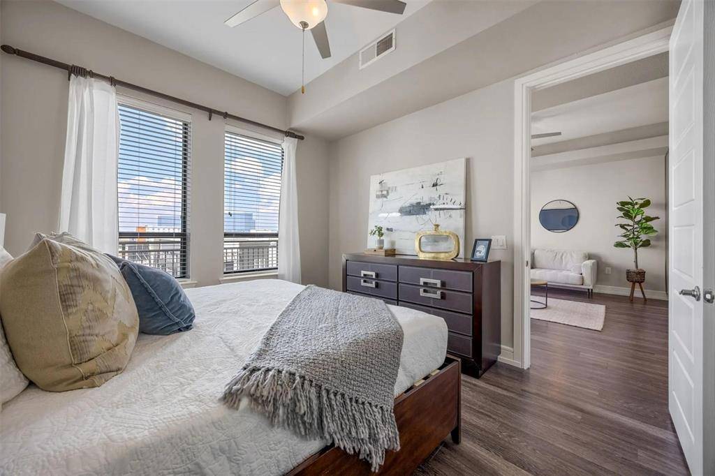 3201 Esperanza Crossing #538, Austin, TX 78758