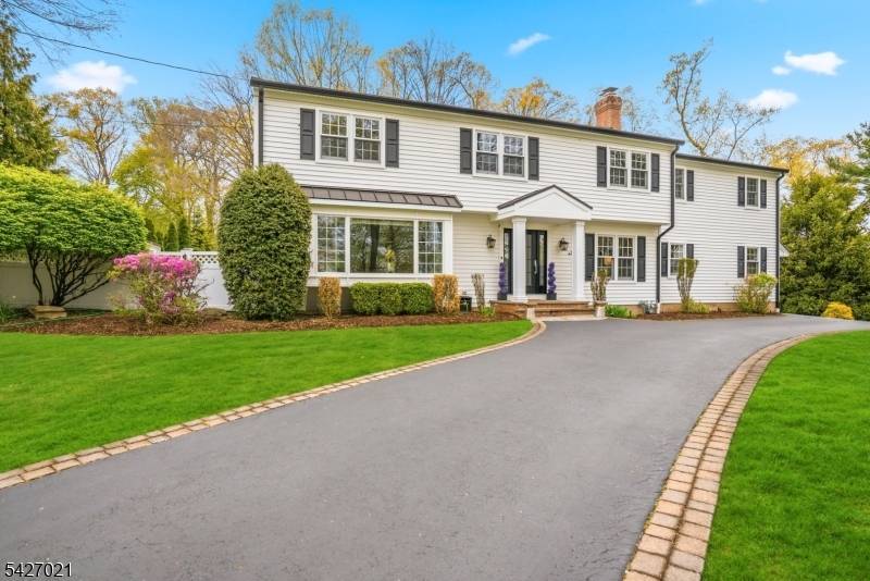 120 Tam O Shanter Dr, Mahwah Twp., NJ 07430