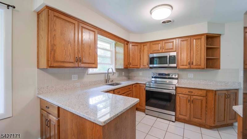 599 Lee Ave, Pohatcong Twp., NJ 08865