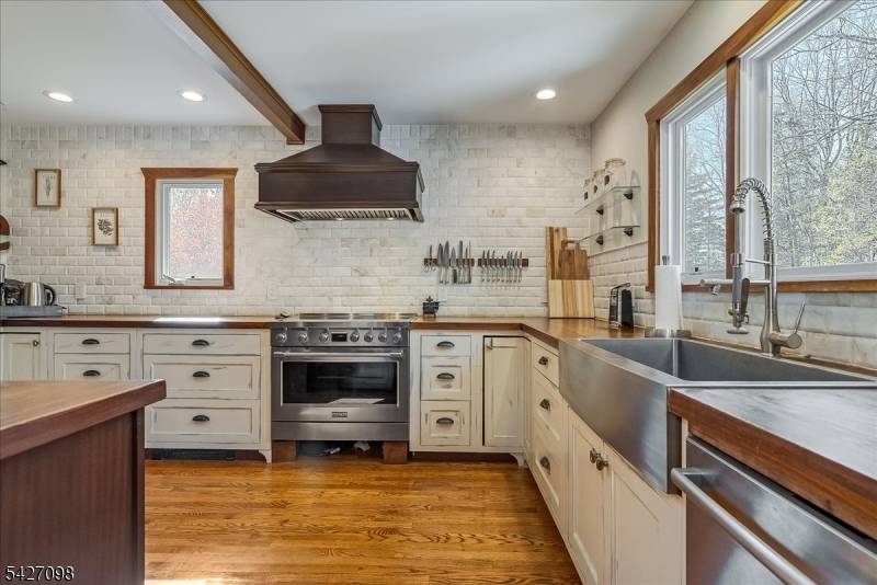 919 Potters Rd, Stillwater Twp., NJ 07860