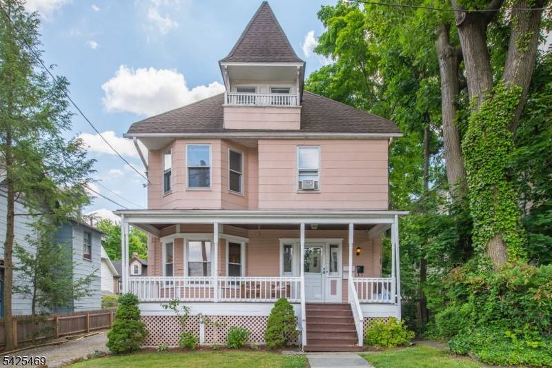 157 Walnut St, Montclair Twp., NJ 07042