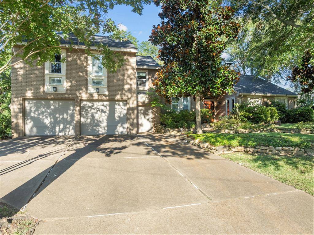 103 Williamsburg Lane, Bullard, TX 75757