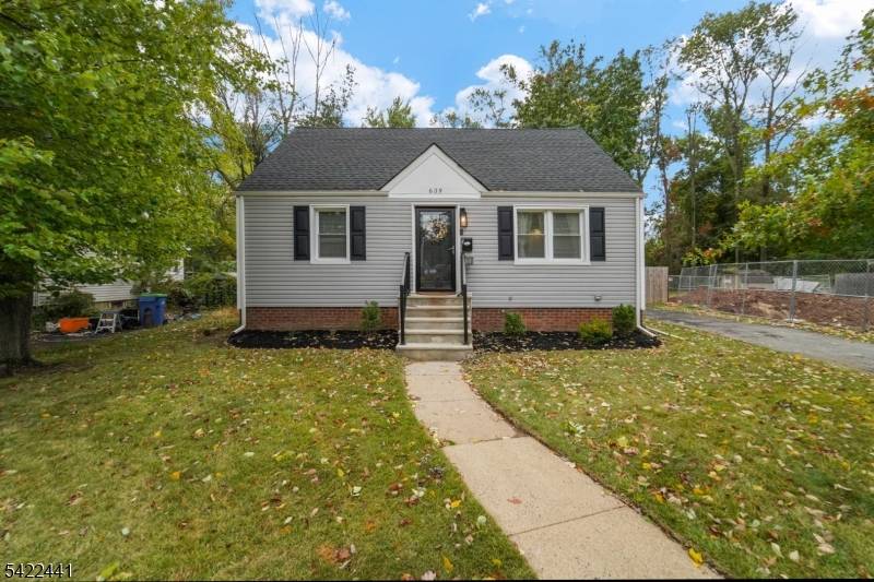 639 Parkview Ave, North Plainfield Boro, NJ 07063