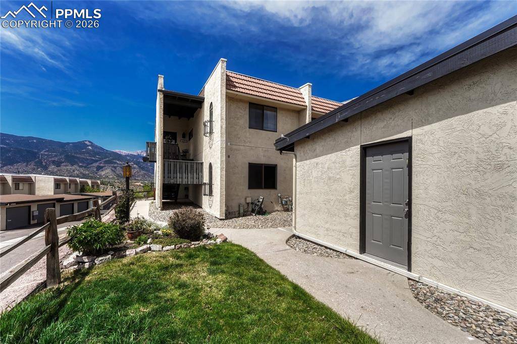 918 Fontmore RD #A, Colorado Springs, CO 80904