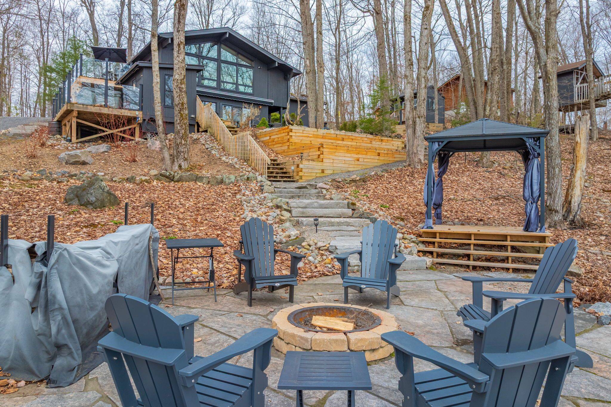 305 Salmon Lake RD, Seguin, ON P2A 0B2