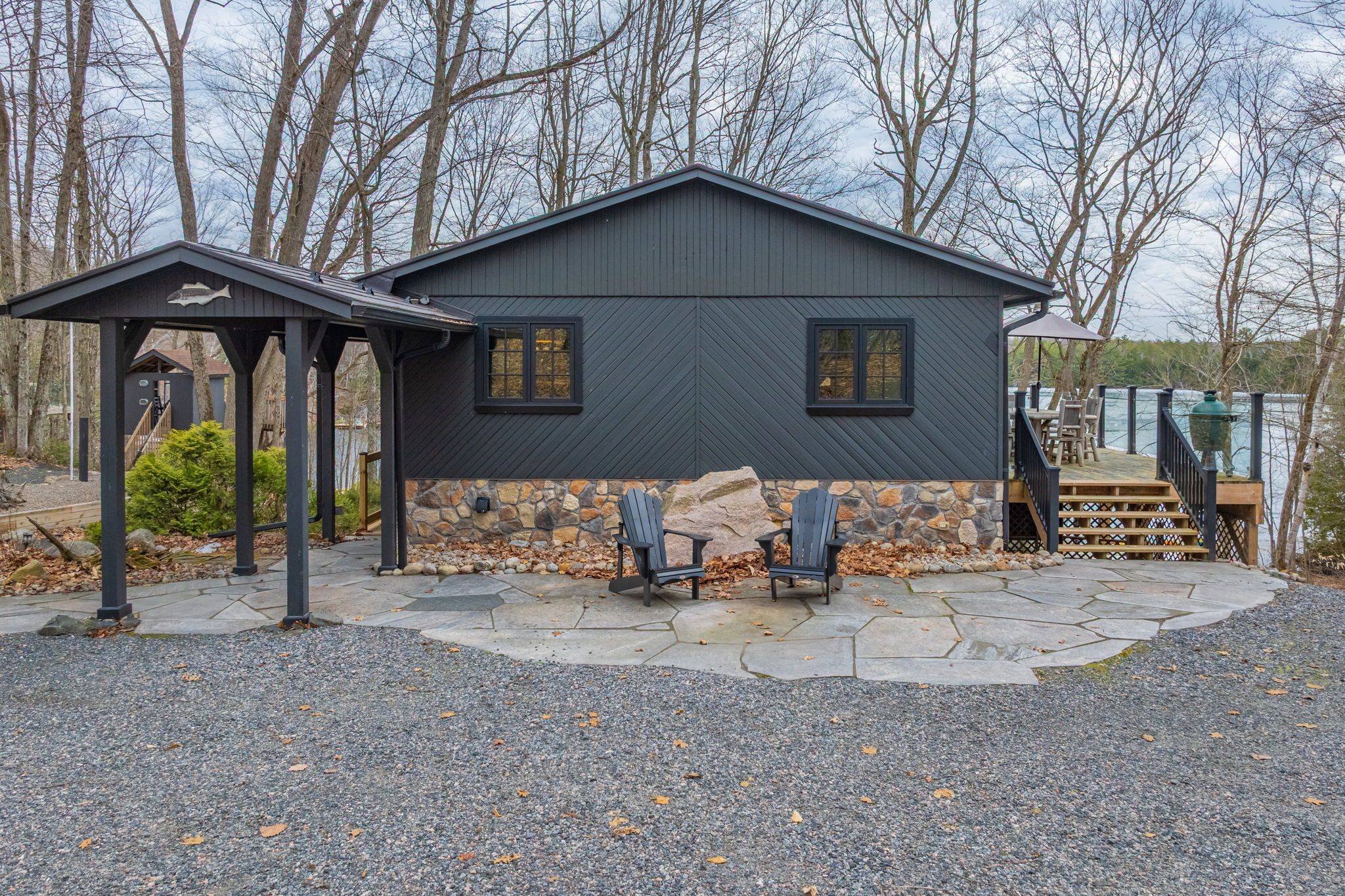 305 Salmon Lake RD, Seguin, ON P2A 0B2