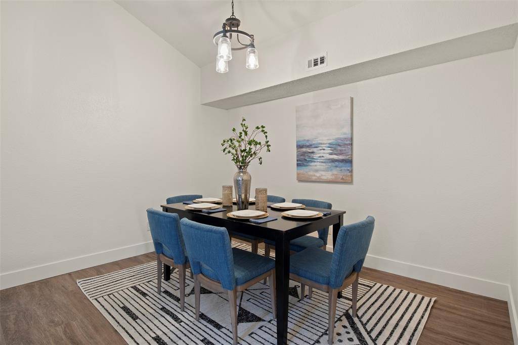 2634 Encina, Irving, TX 75038