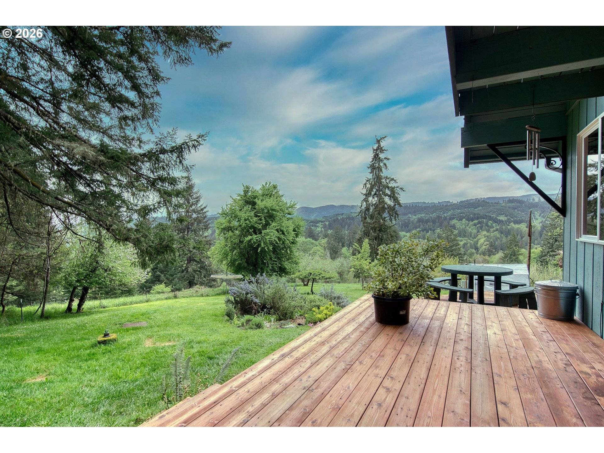 52184 RABINSKY RD, Scappoose, OR 97056