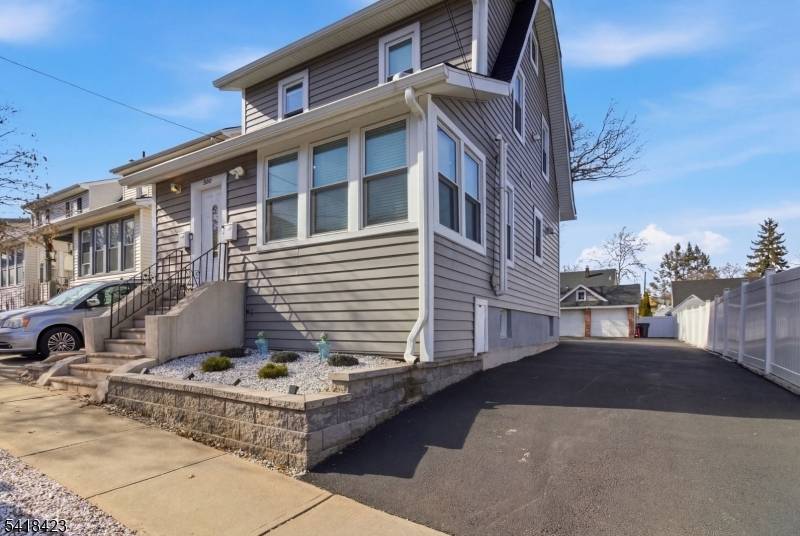 346 Harding Ave, Clifton City, NJ 07011