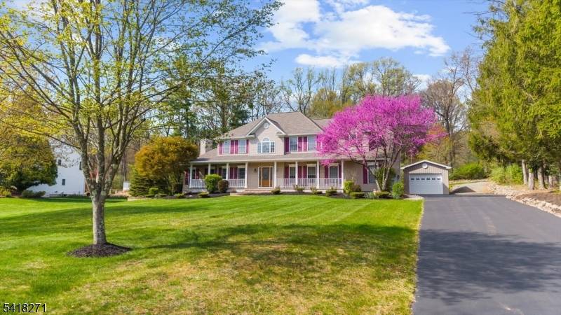 9 Hartley Ct, Alexandria Twp., NJ 08848