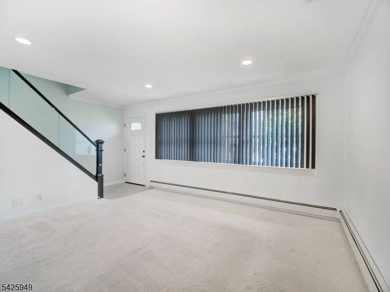 23 Clara Pl, Cedar Grove Twp., NJ 07009