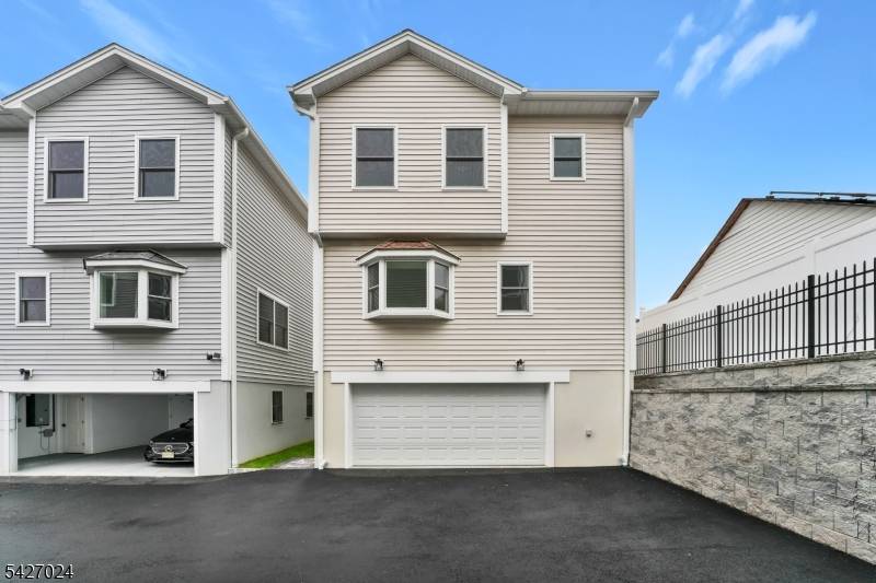 182 East 25th Street #A, Paterson City, NJ 07514