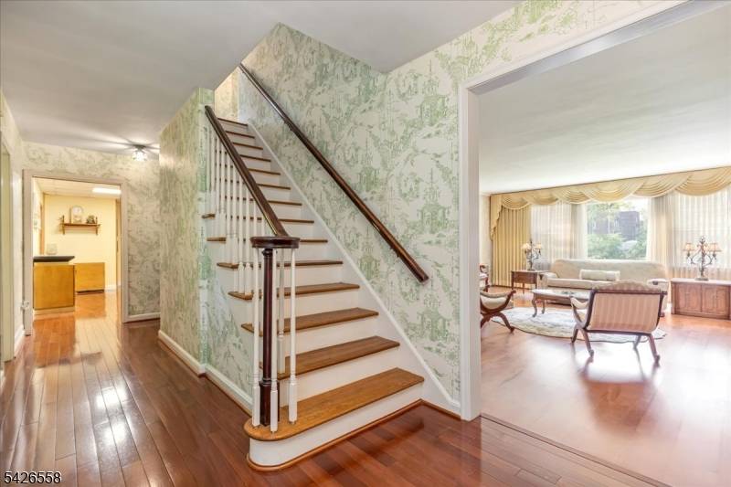 544 W 8Th St, Plainfield City, NJ 07060