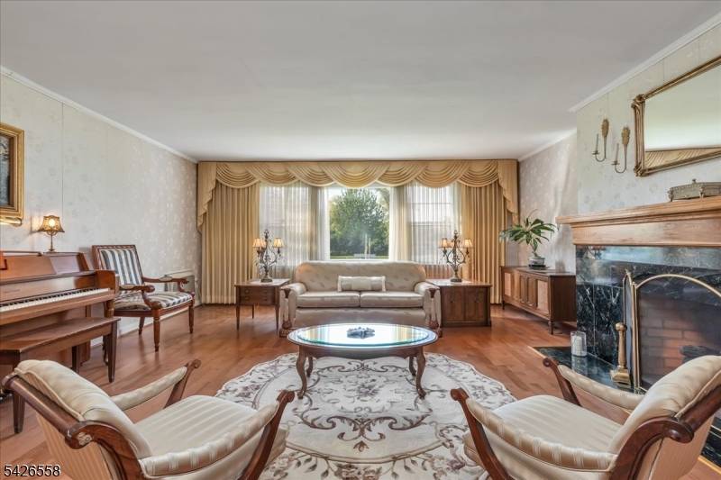 544 W 8Th St, Plainfield City, NJ 07060