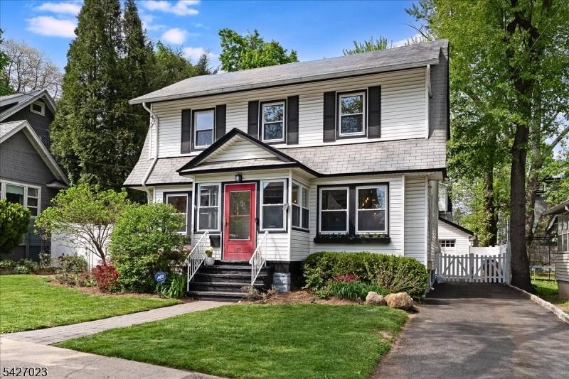 19 Willowmere Ave, Montclair Twp., NJ 07042