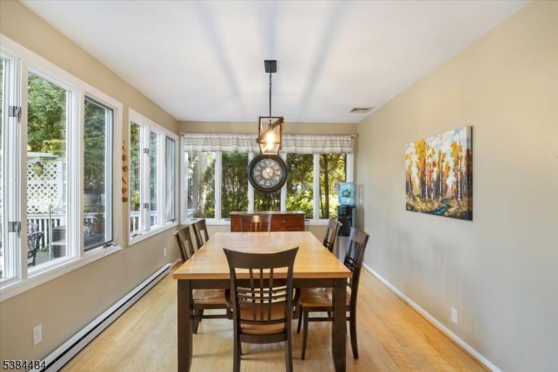 15 Upper High Crest Dr, West Milford Twp., NJ 07480