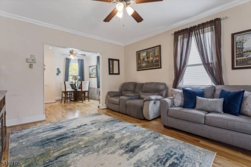 21 W Grant Ave, Roselle Park Boro, NJ 07204