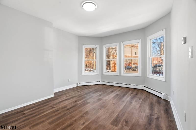 61 Holsman St, Paterson City, NJ 07522