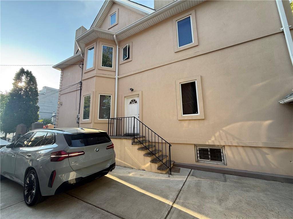 1515 East 15th ST, Brooklyn, NY 11230