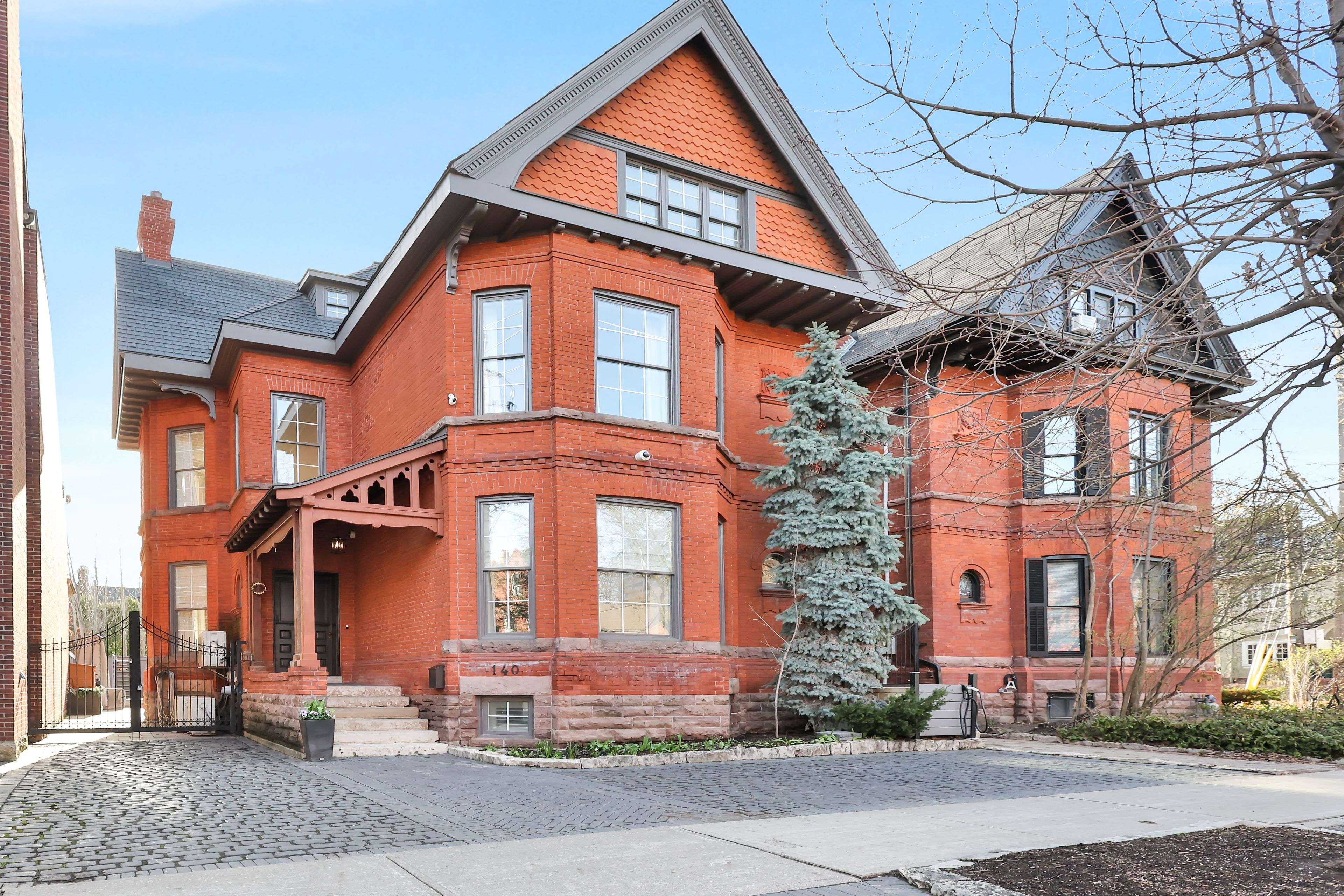 140 Bedford RD, Toronto C02, ON M5R 2K2