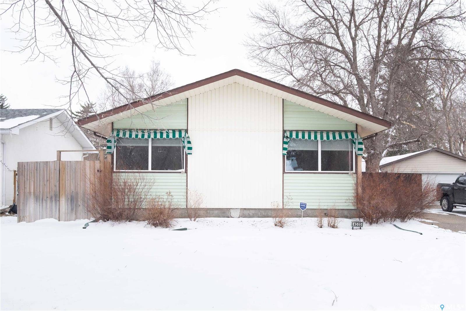 4515 Castle ROAD, Regina, SK S4S 4W6