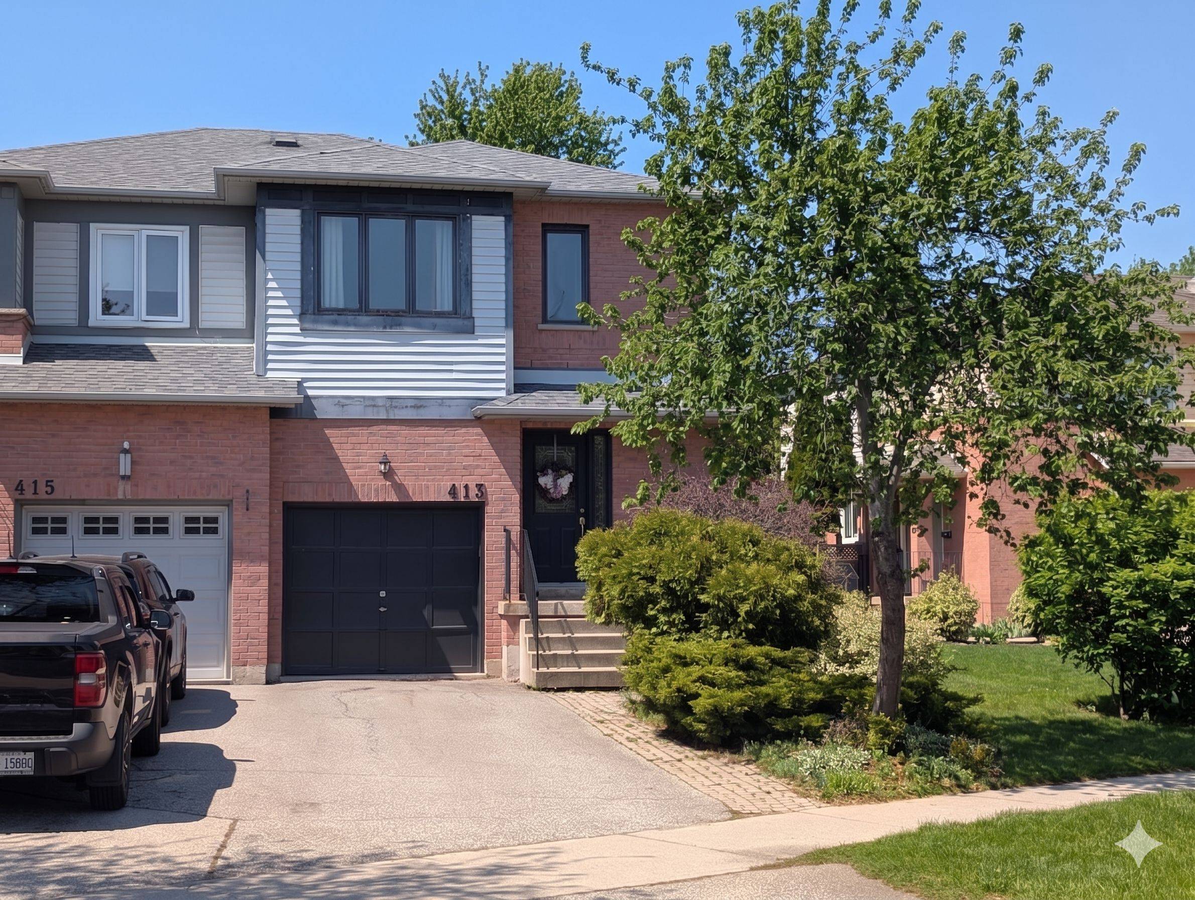 413 Levanna LN, Oakville, ON L6H 6B8