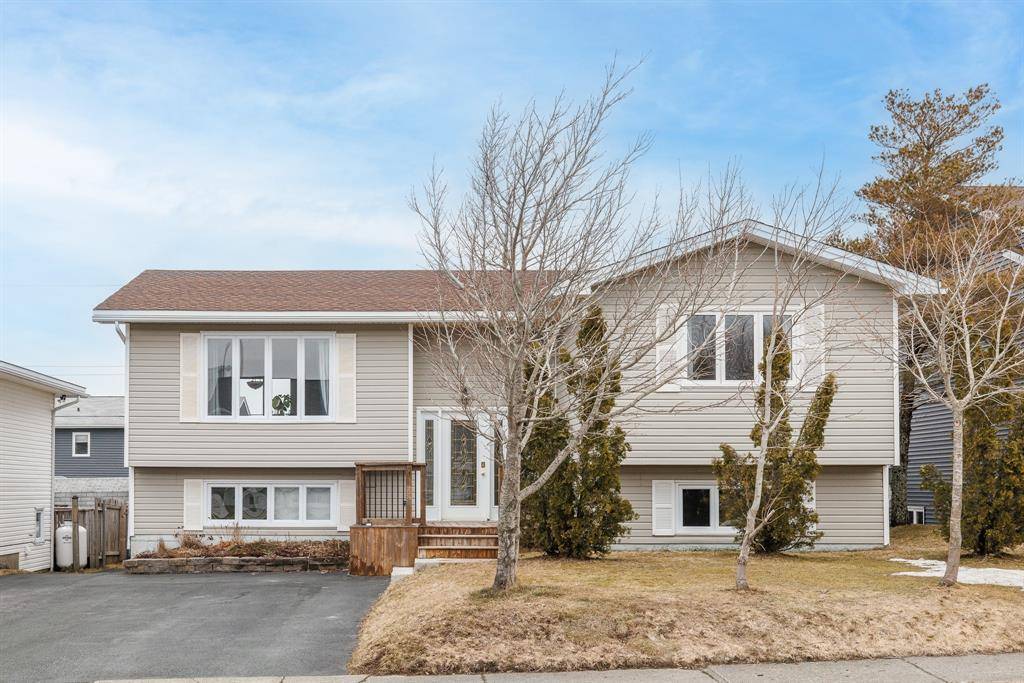 26 Wabush Place, St. John's, NL A1E 5W1