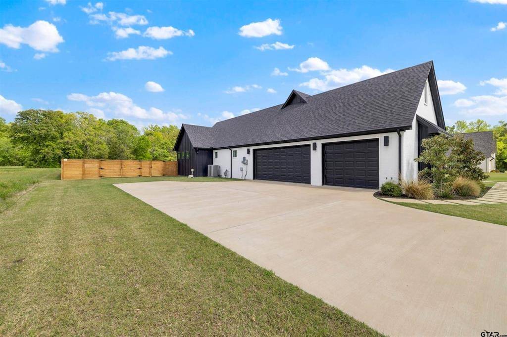 21197 N Gatlinburg, Bullard, TX 75757