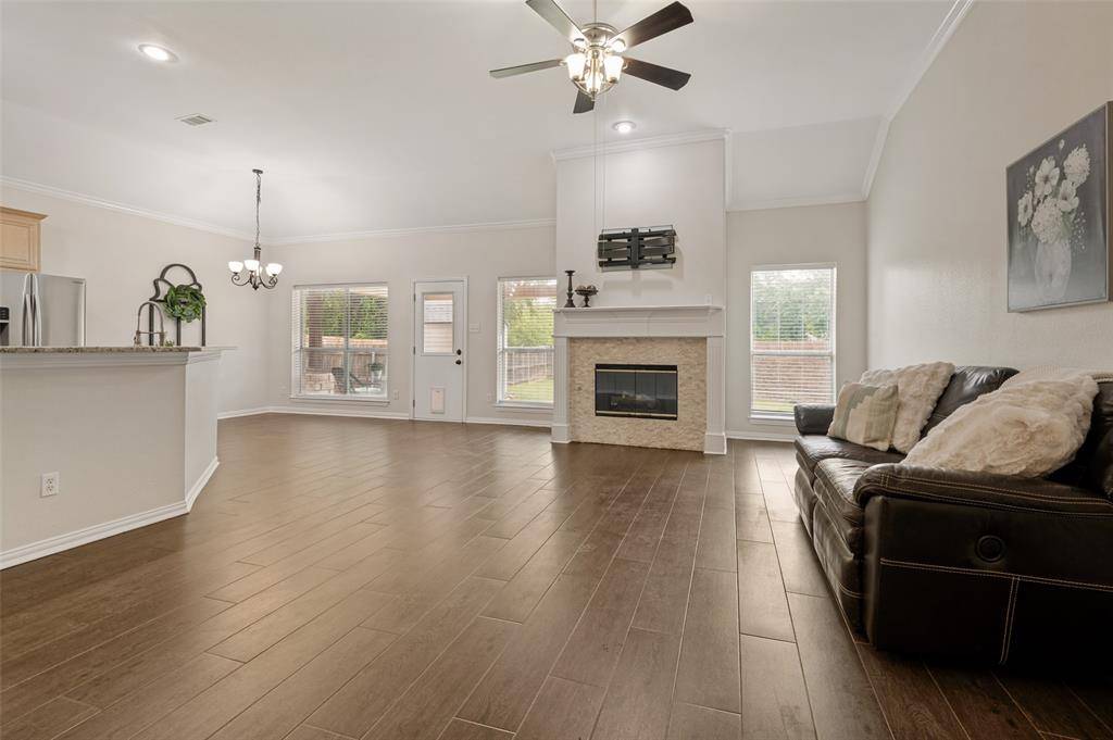 2632 Britany Circle, Bedford, TX 76022