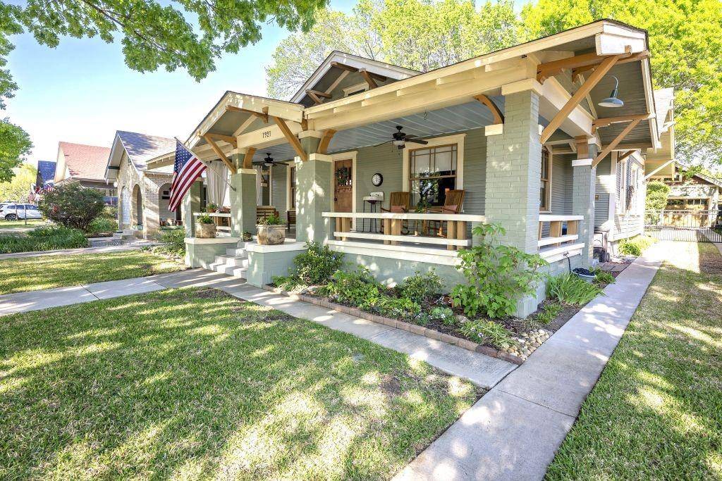 1921 5th Avenue, Fort Worth, TX 76110