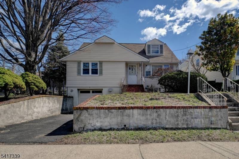 274 Gaston Ave, Garfield City, NJ 07026